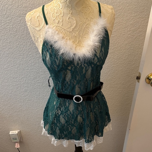 Holiday Green Lace Lingerie with White Fur Trim and Belt - Picture 2 of 4